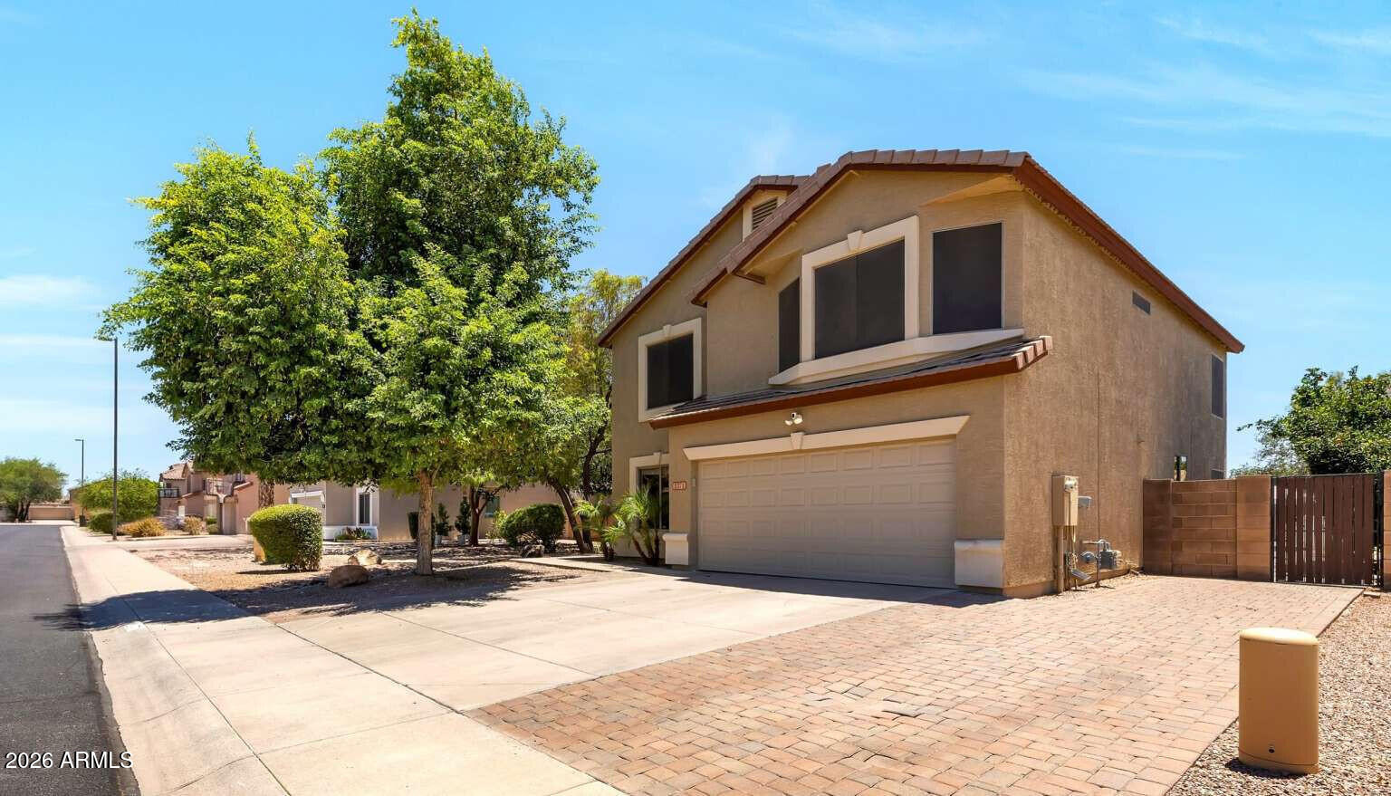 1371 E JASPER Drive