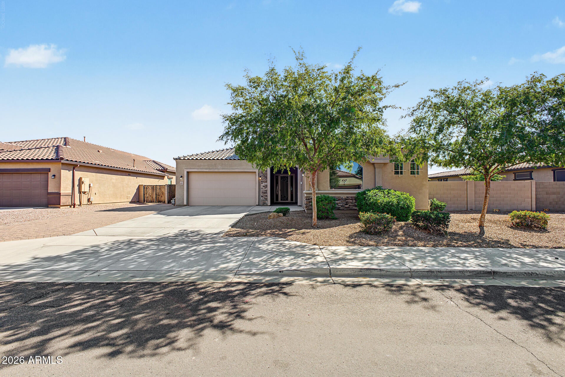 9267 W DENTON Lane