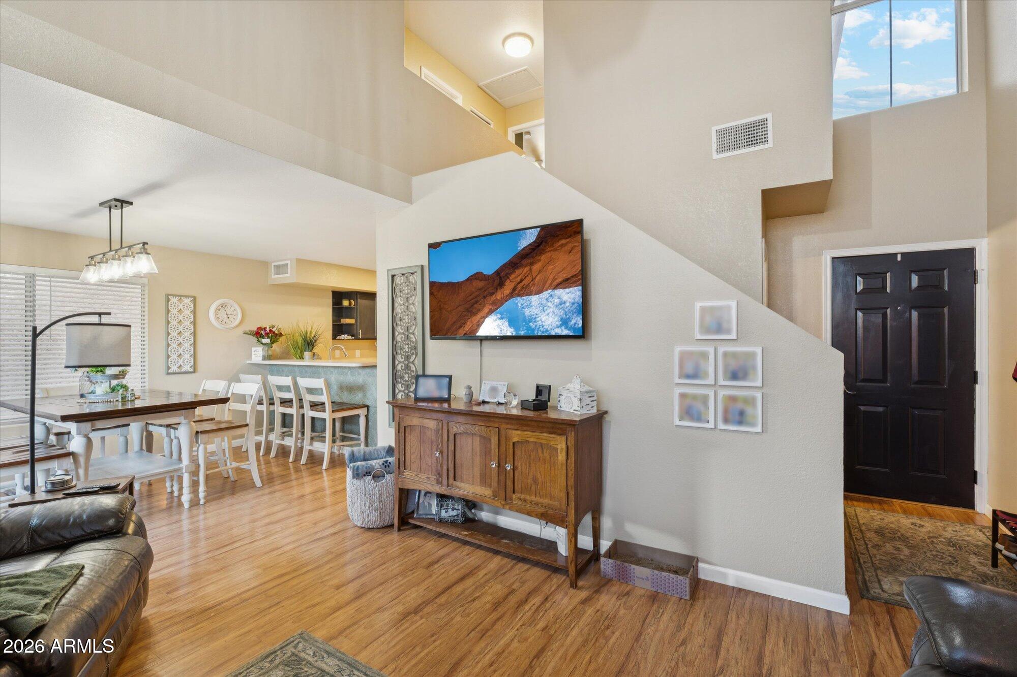 501 S Sunrise Drive
