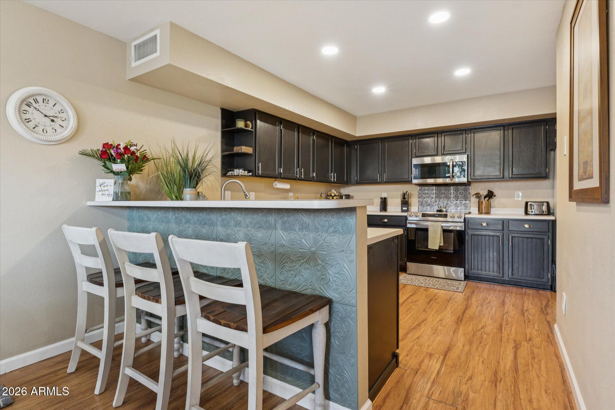 501 S Sunrise Drive