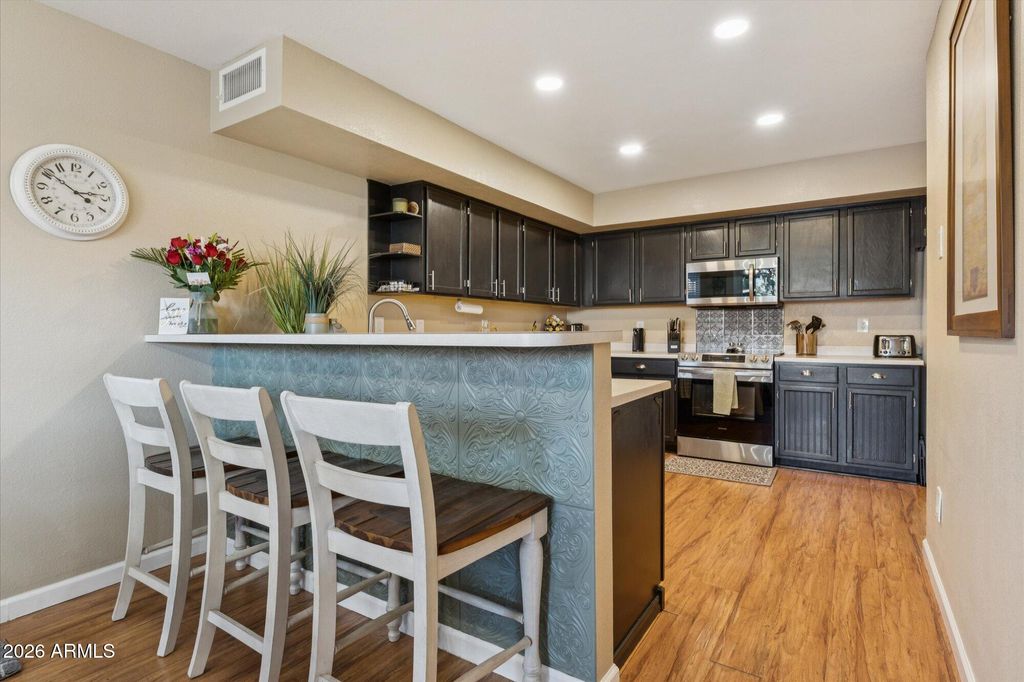 Photo of 501 S Sunrise Drive, Gilbert, AZ 85233 (MLS # 7042869)