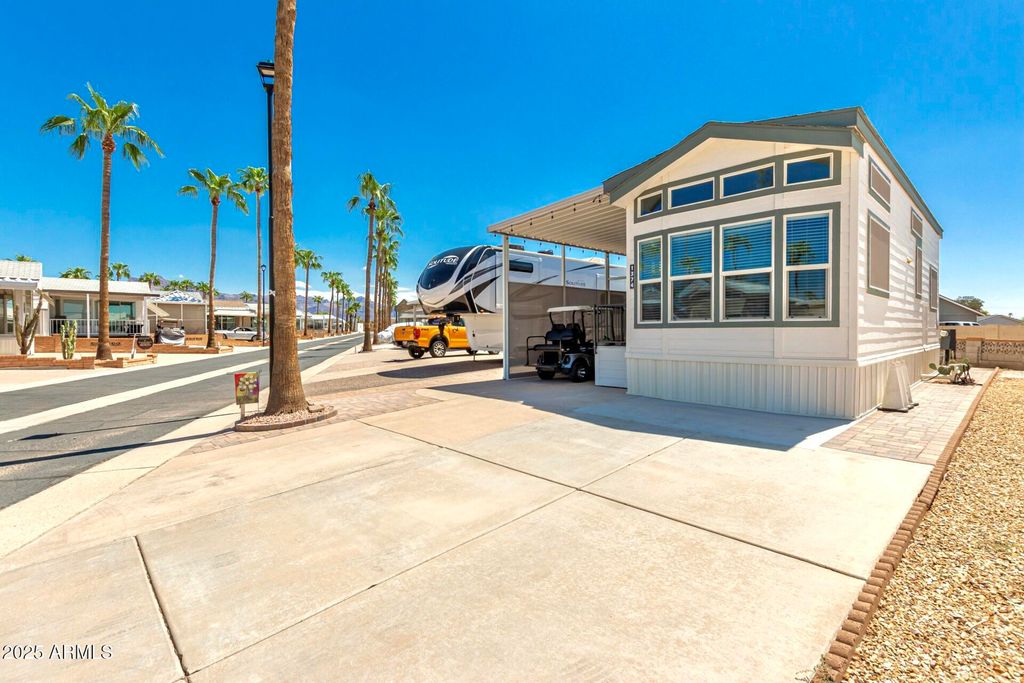 Photo of 1374 W Chesapeake Avenue, Apache Junction, AZ 85119 (MLS # 6913014)