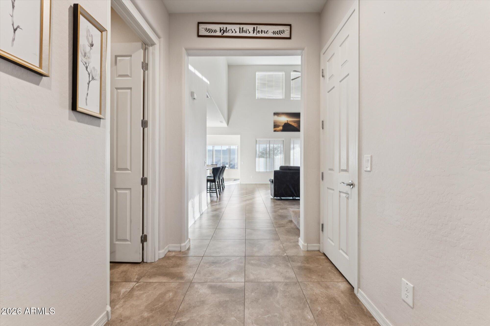 9617 W WHISPERING WIND Drive