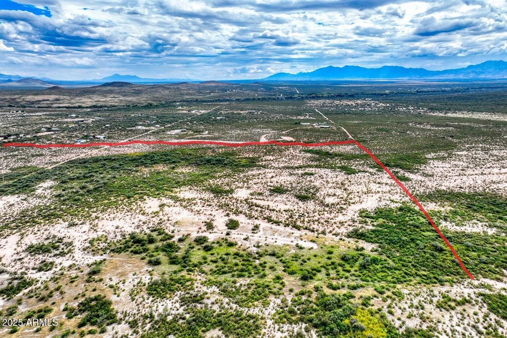 Photo of Tbd N Blue Flax Place #-, Huachuca City, AZ 85616 (MLS # 6952646)