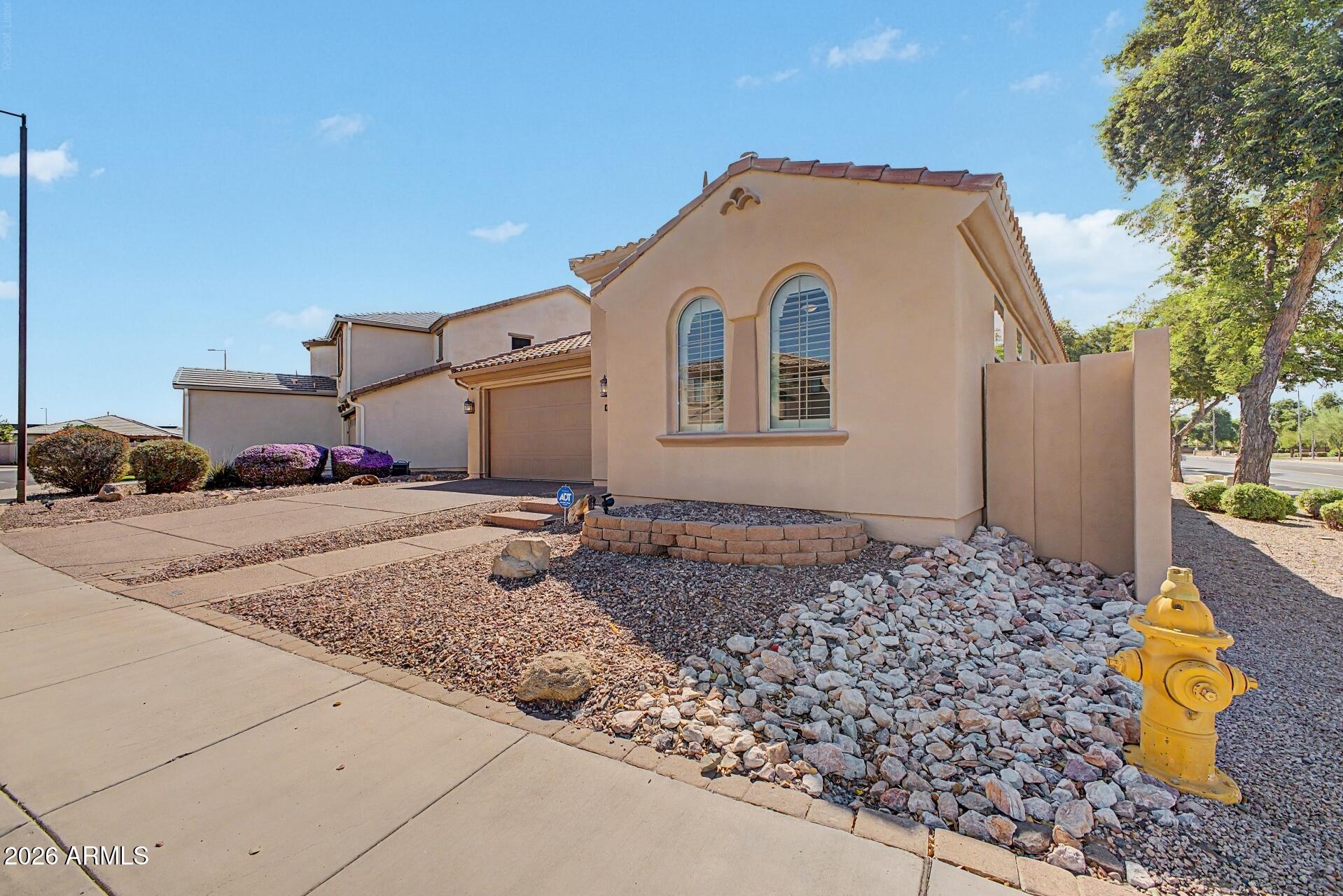 295 W LANTANA Place