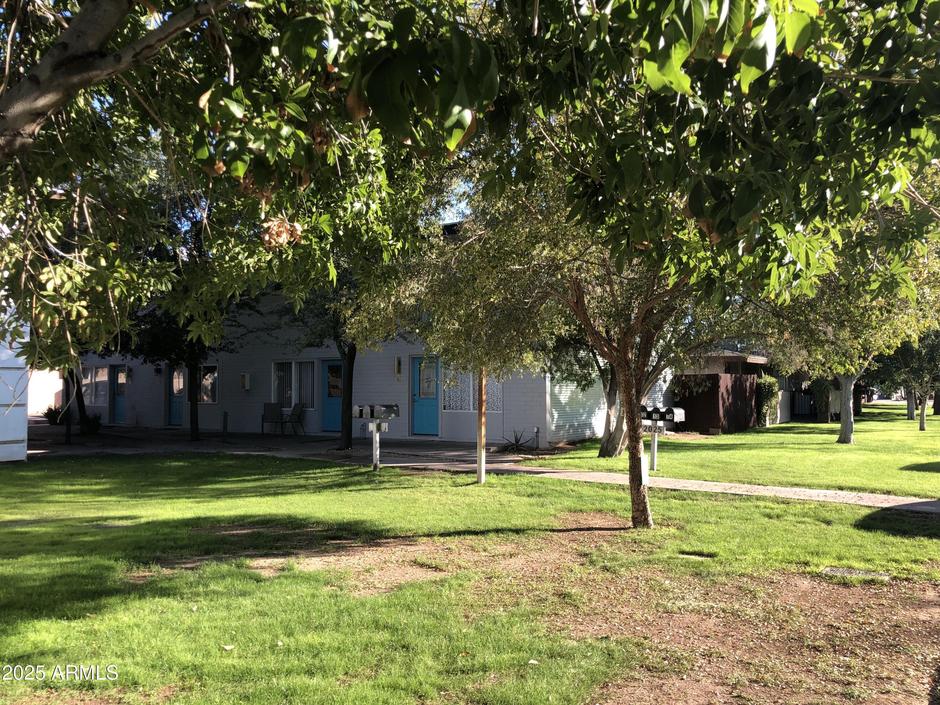 2025 S GRANADA Drive 12