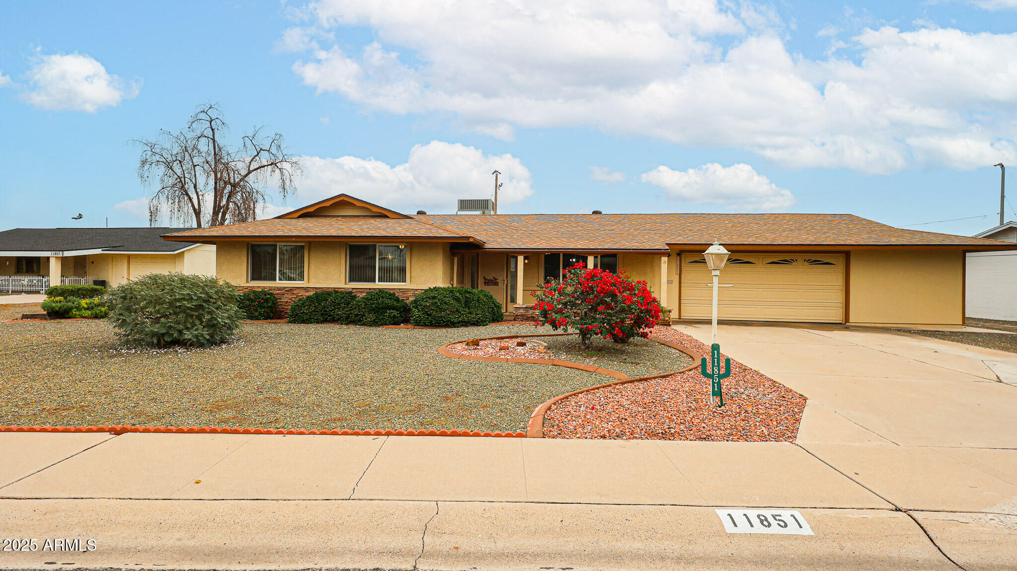 11851 N THUNDERBIRD Road