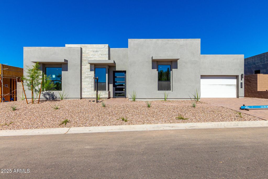 Photo of 5720 E Lowden Road, Cave Creek, AZ 85331 (MLS # 6937555)