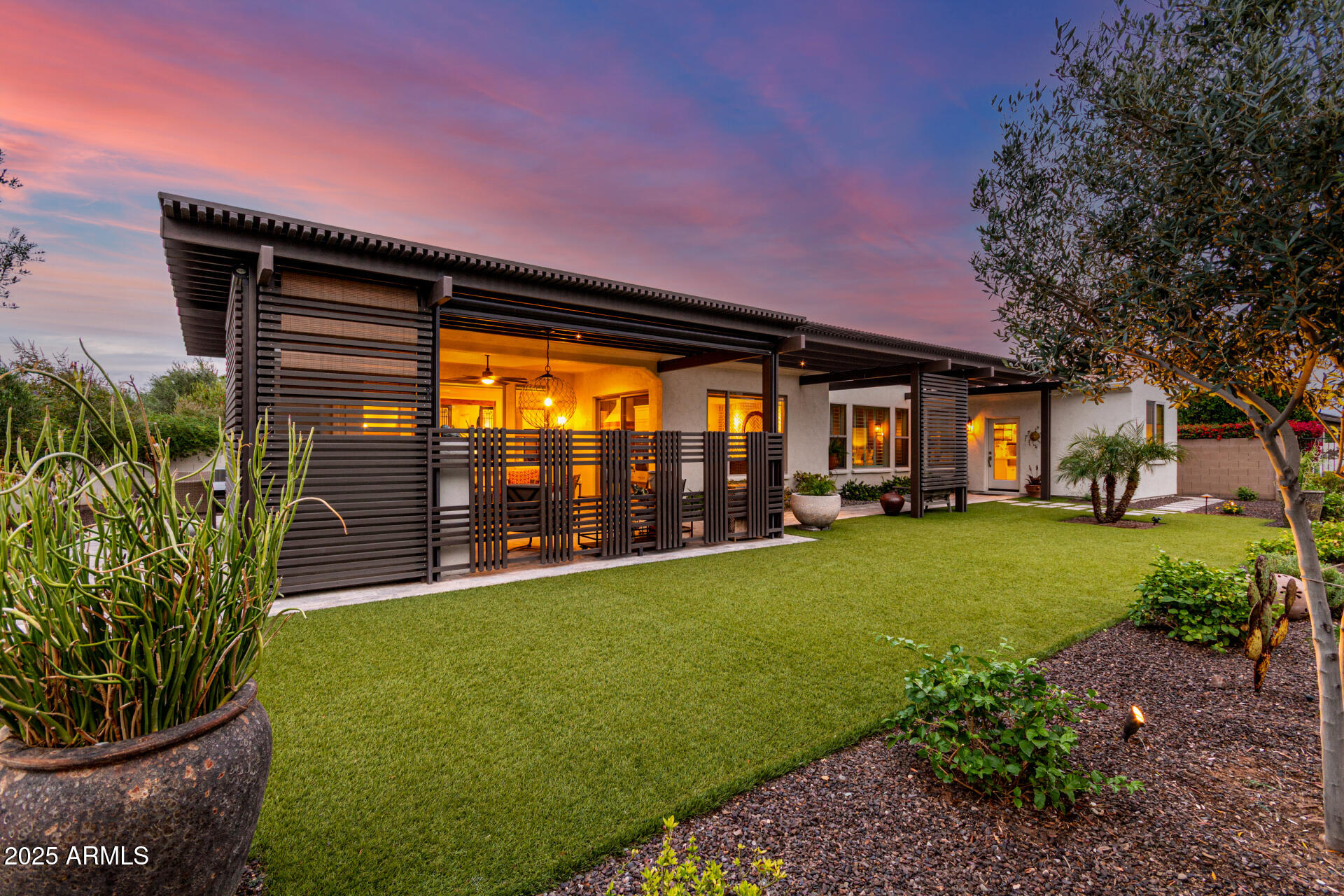 16773 W SHERIDAN Street