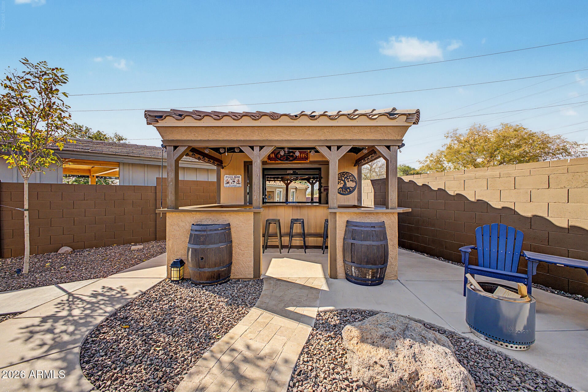 2836 E JJ RANCH Road