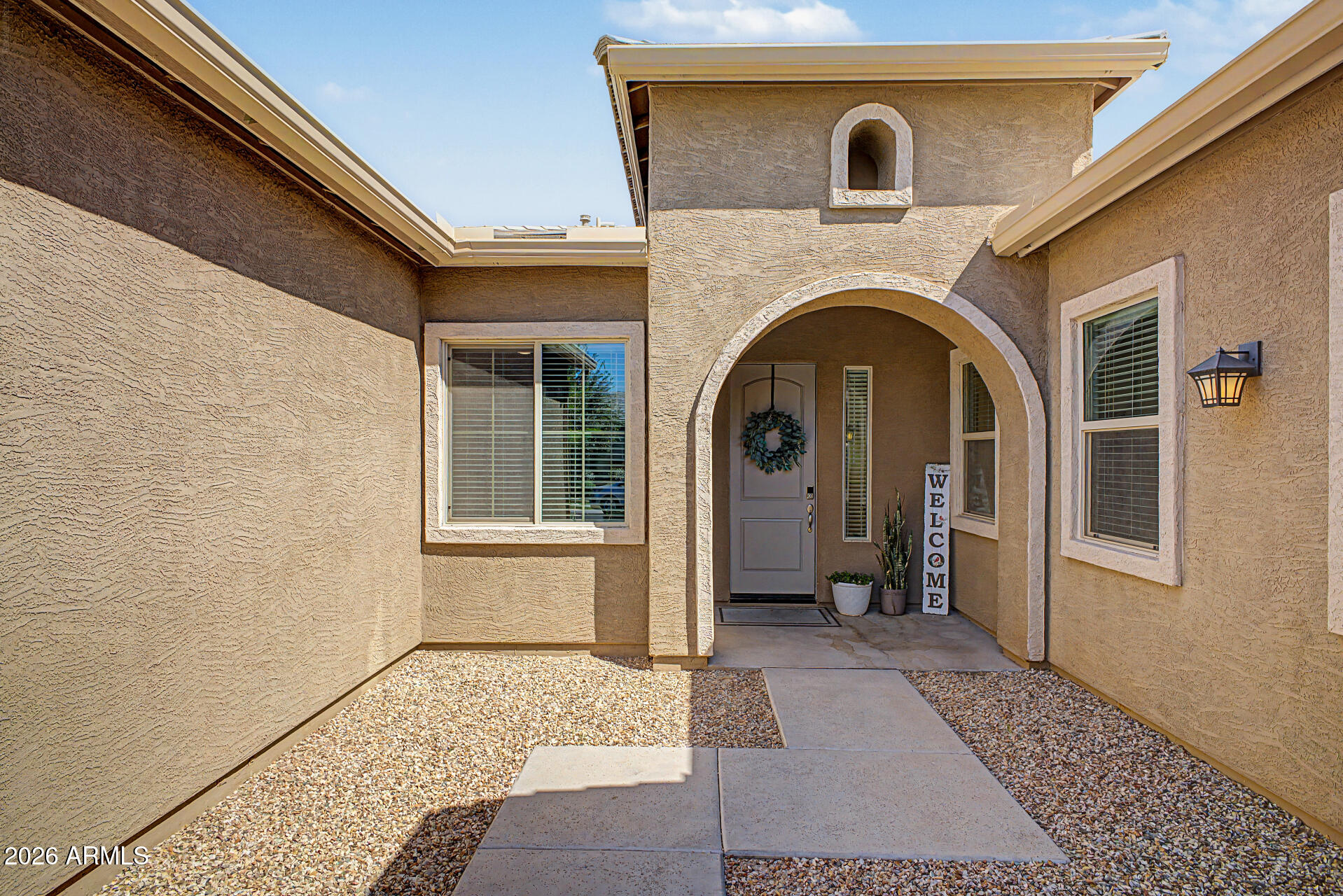 9764 E THORNBUSH Avenue