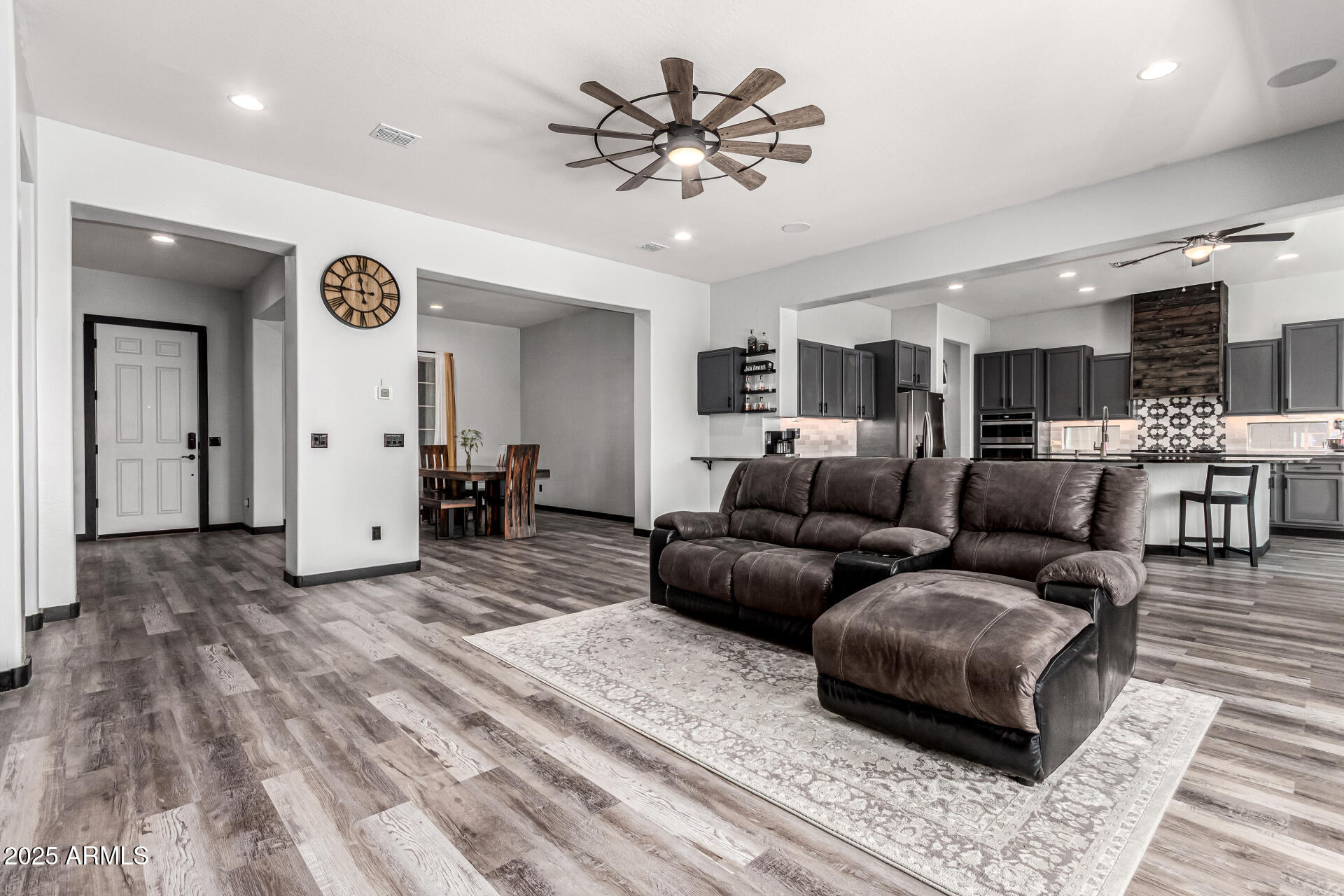 8197 W MERRIWEATHER Way