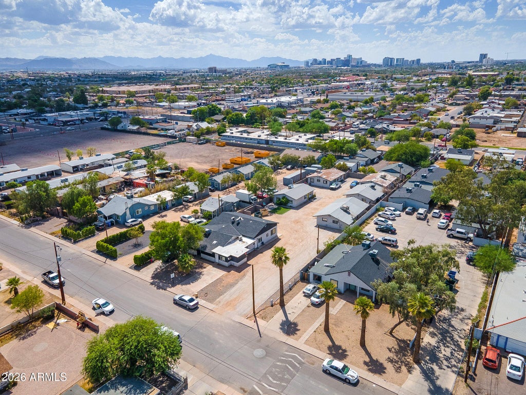 Photo of 1802 N 26th Place, Phoenix, AZ 85008 (MLS # 7092695)
