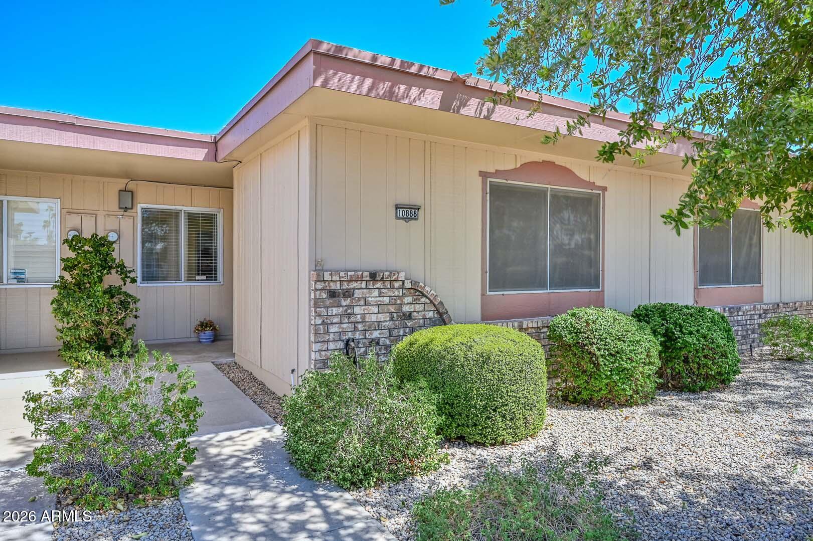10888 W EMERALD Drive