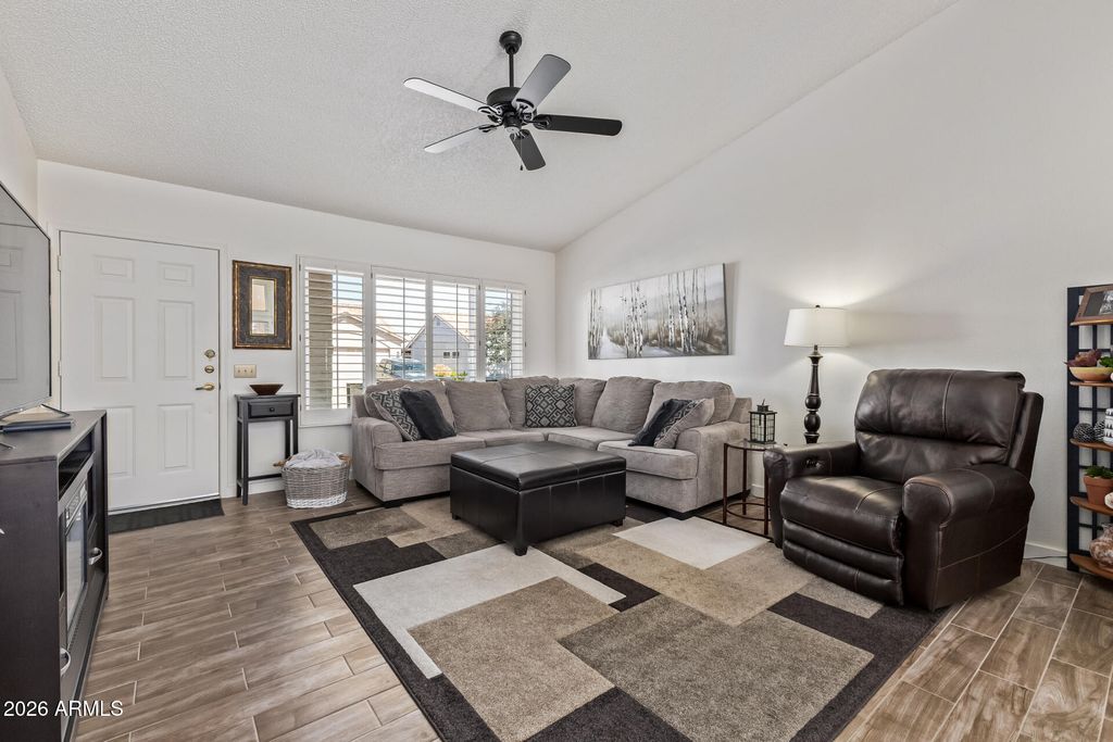 Photo of 1521 E Buena Vista Drive, Chandler, AZ 85249 (MLS # 6991515)