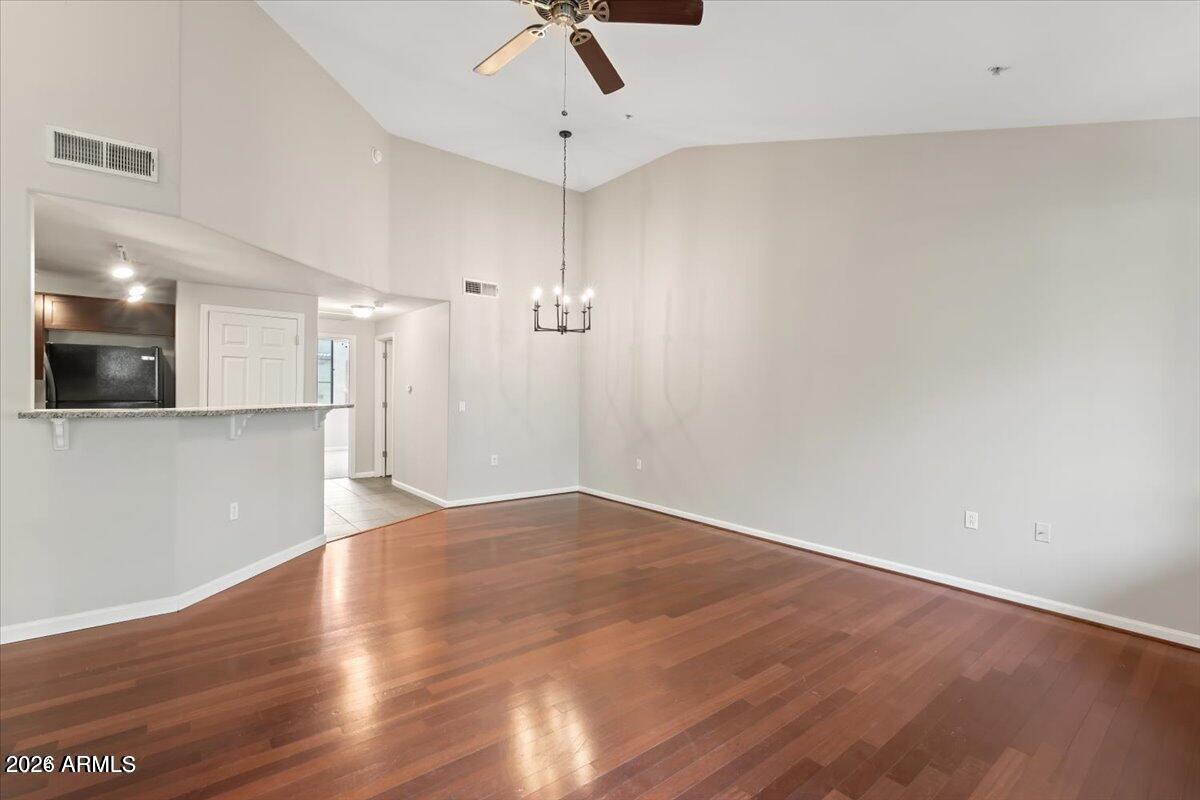 1920 E BELL Road 1022