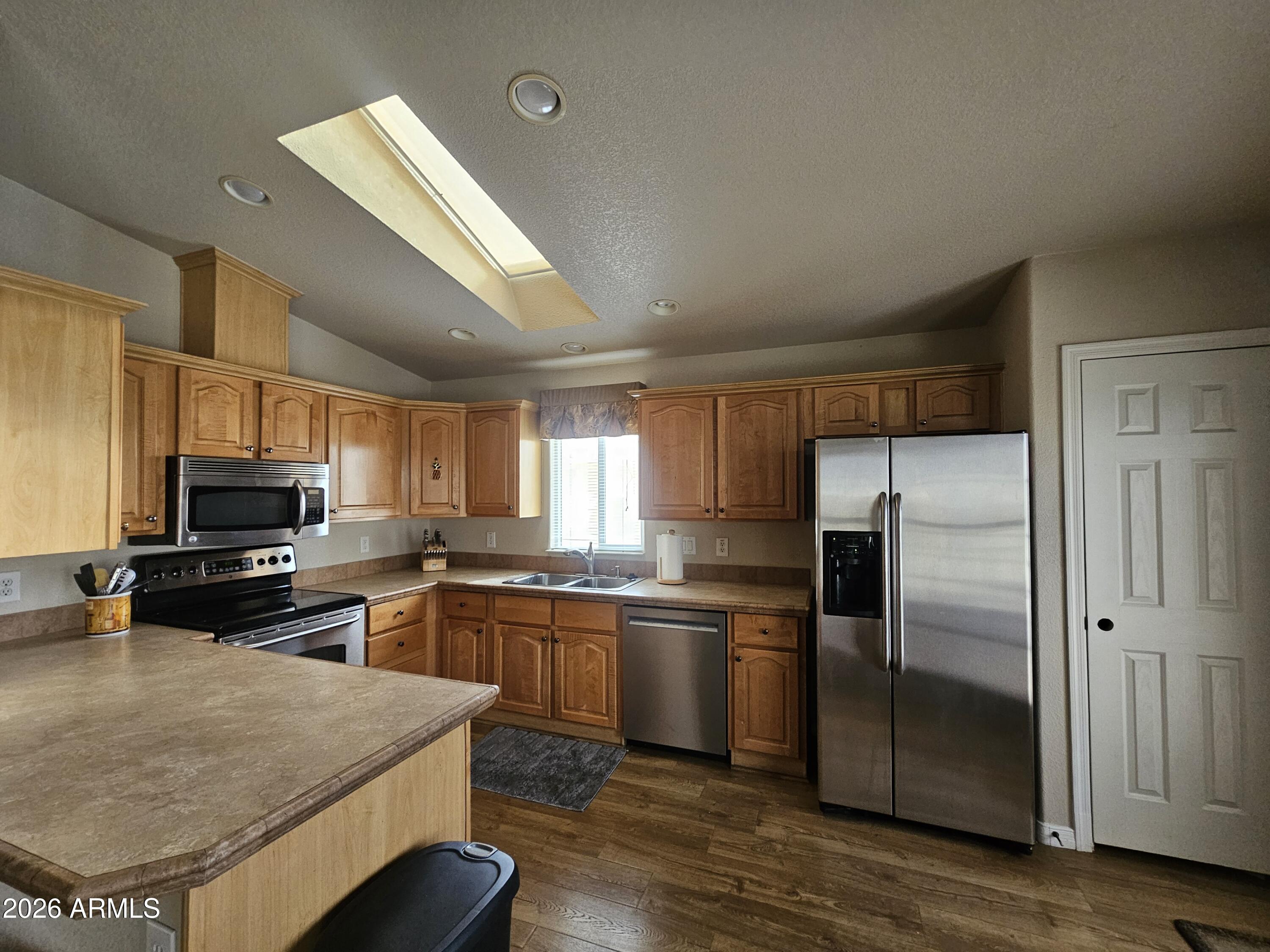 650 N Hawes Road 4430