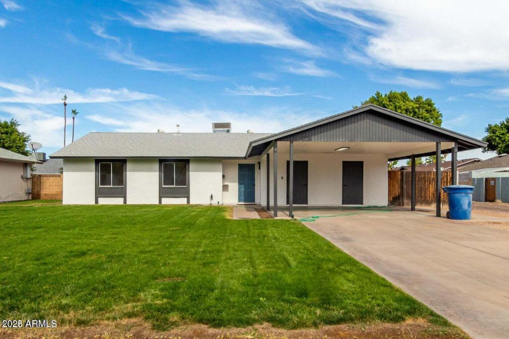 Photo of 1228 E Fremont Drive, Tempe, AZ 85282 (MLS # 6883087)