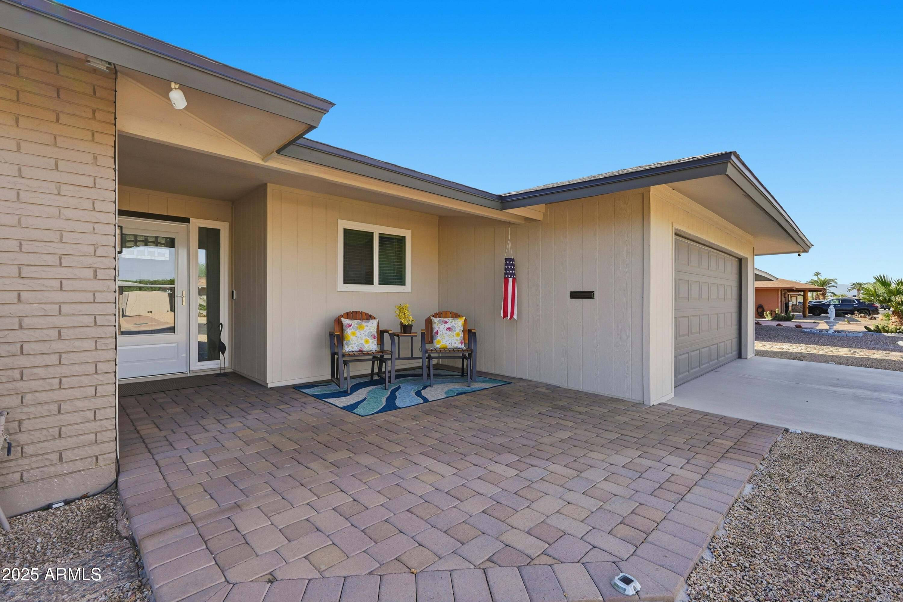 10923 W MEADE Drive