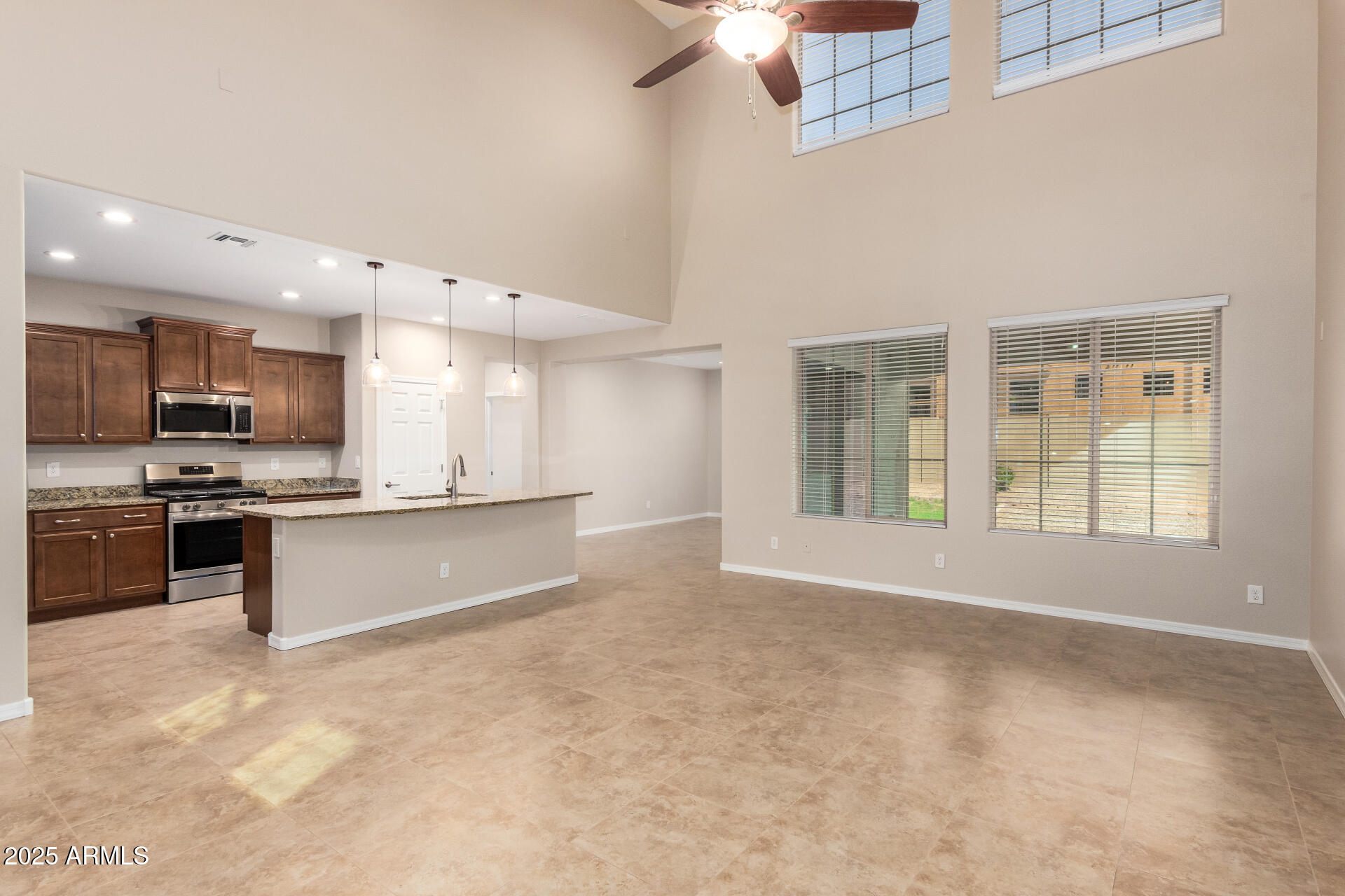 3081 S SUNLAND Drive