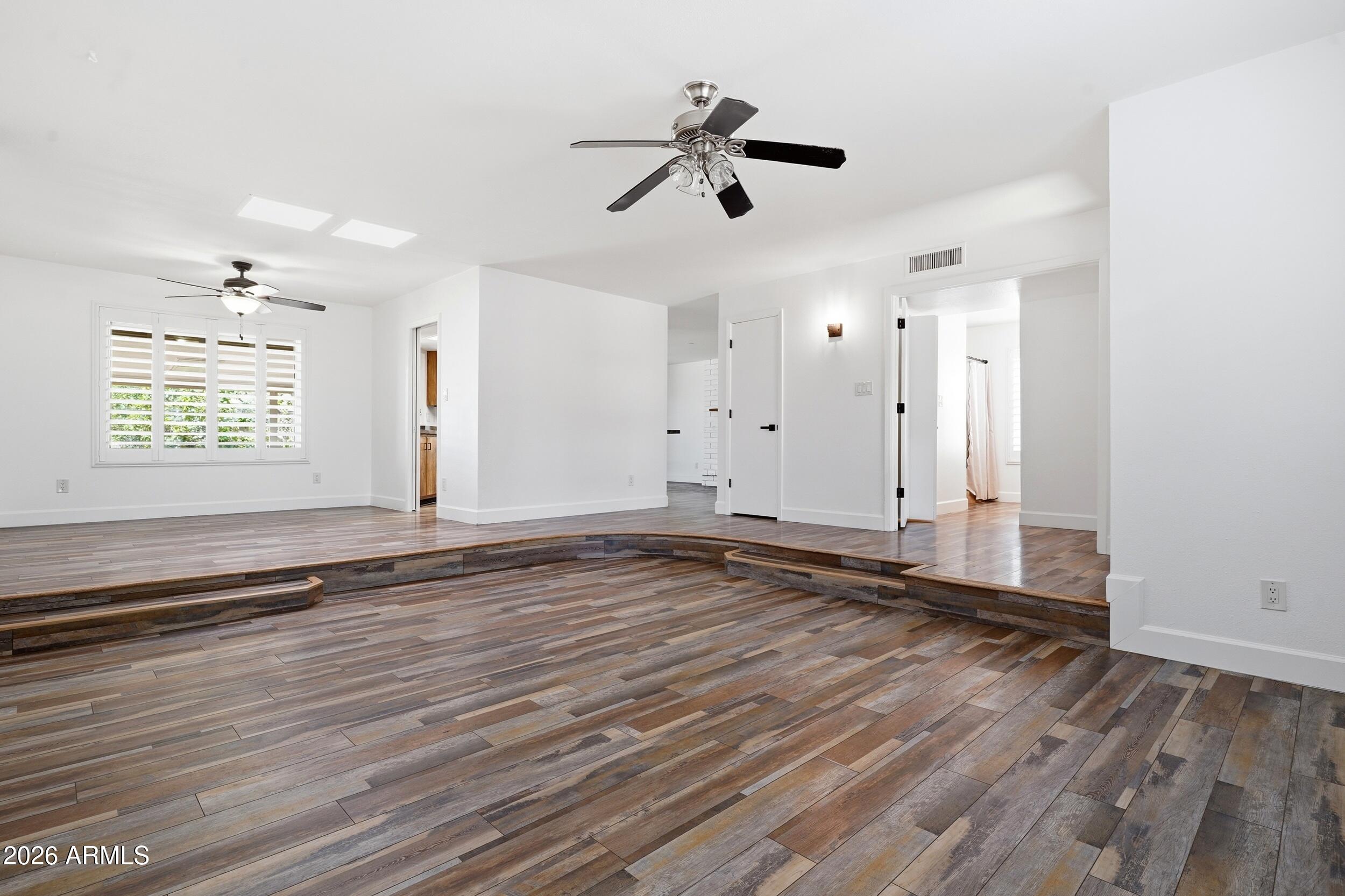 10316 W HAZELWOOD Avenue