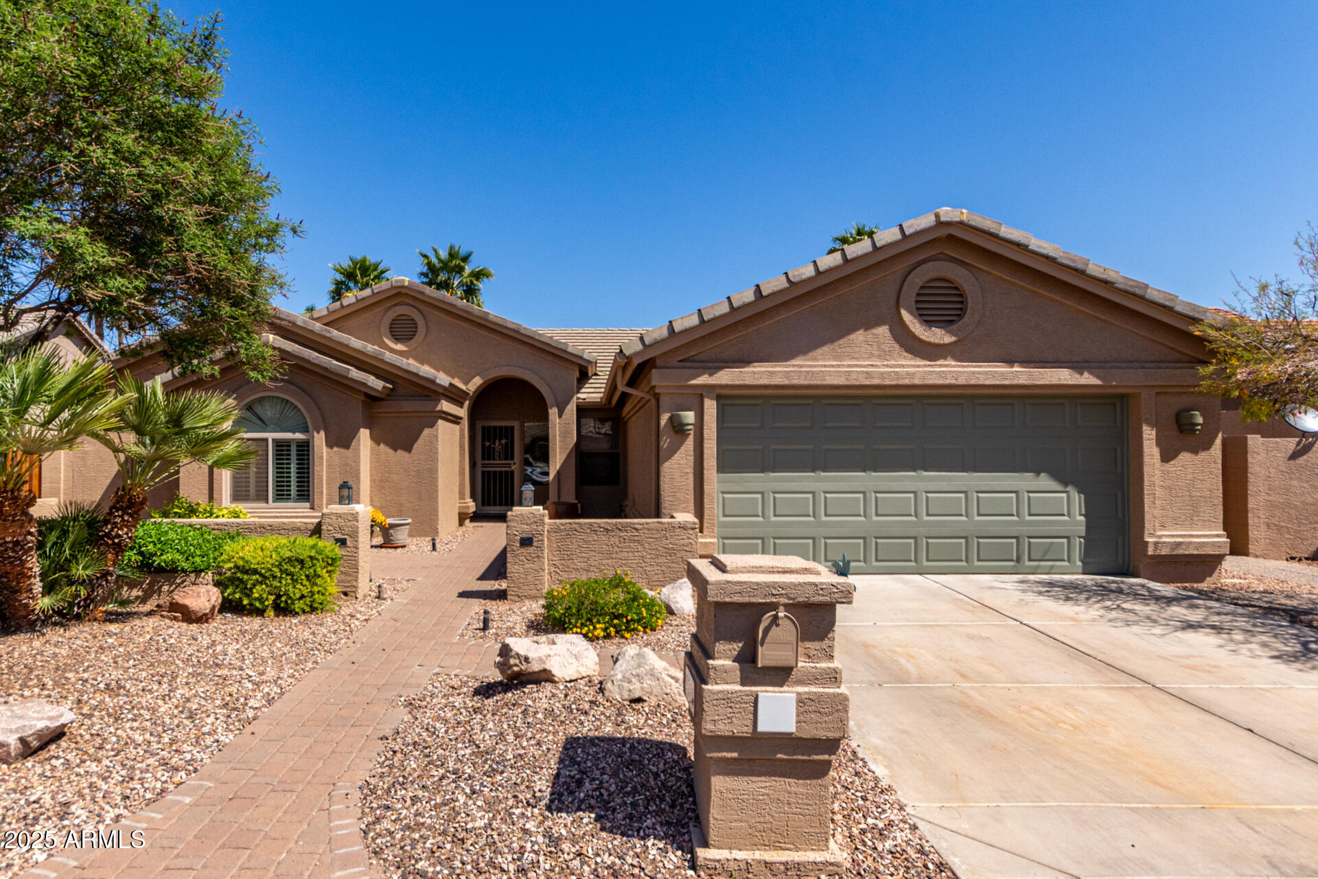 9320 E CHAMPAGNE Drive