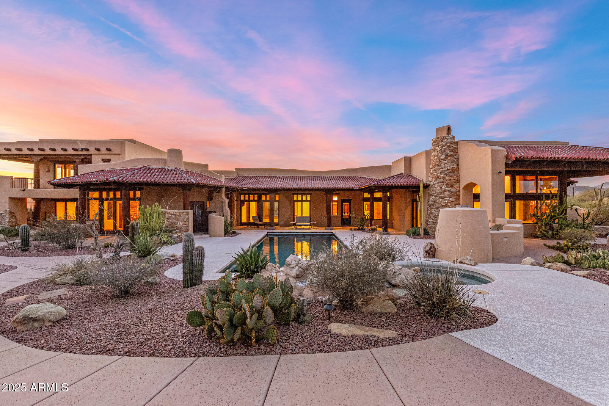 3307 N MOUNTAIN VIEW Road