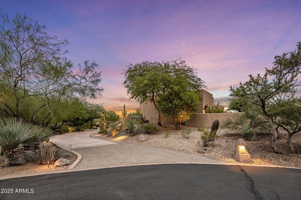 Photo of 8400 E Dixileta Drive #147, Scottsdale, AZ 85266 (MLS # 6921894)