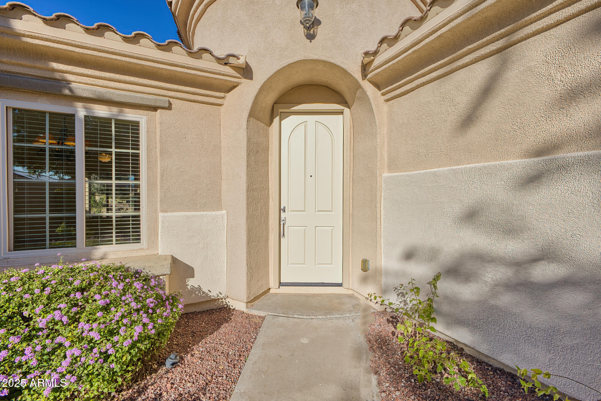 13516 W NOGALES Drive