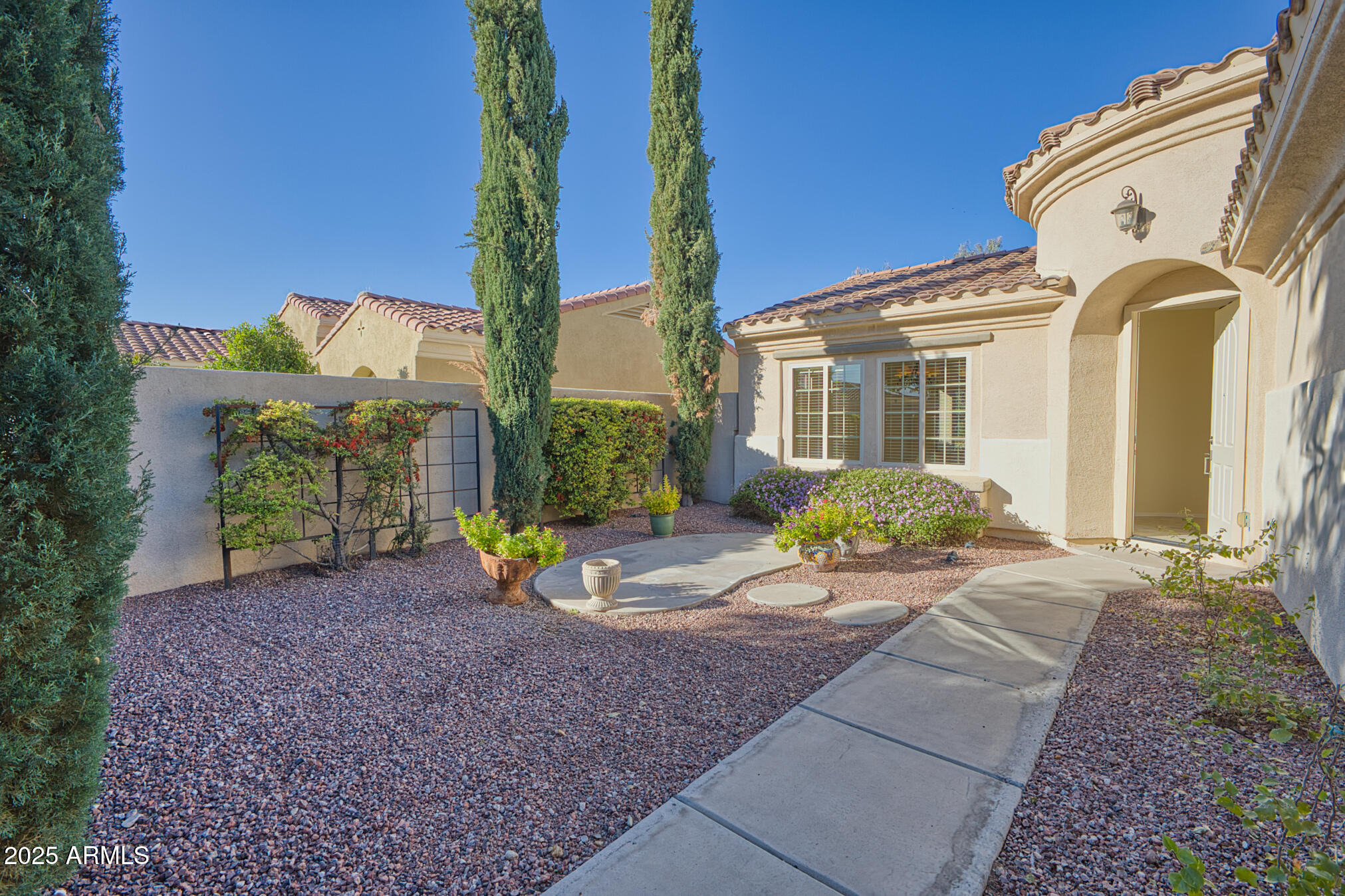 13516 W NOGALES Drive