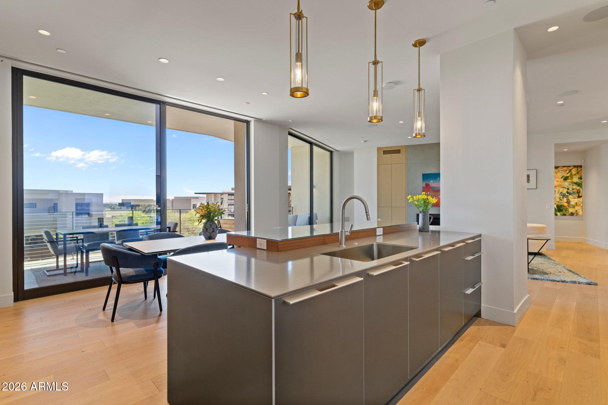 5000 N CAMELBACK RIDGE Drive 208