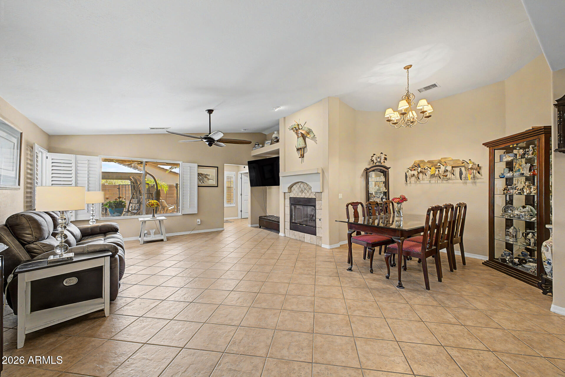 11009 W WIKIEUP Lane