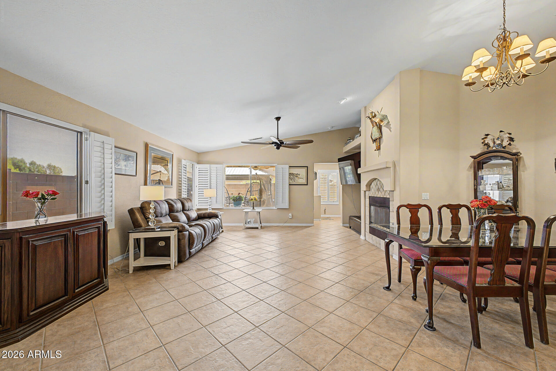 11009 W WIKIEUP Lane