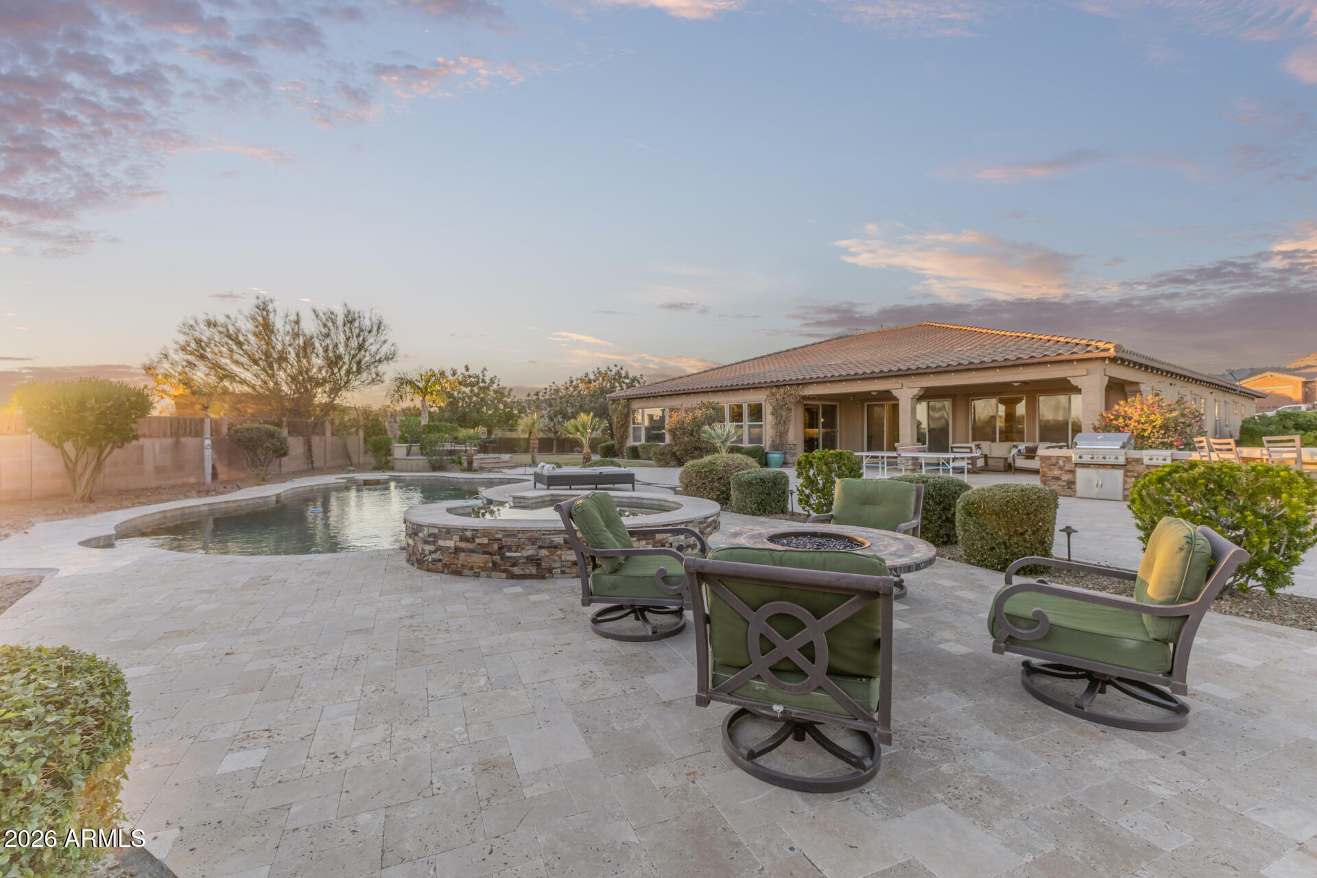 VENTANA PICACHOS - Residential