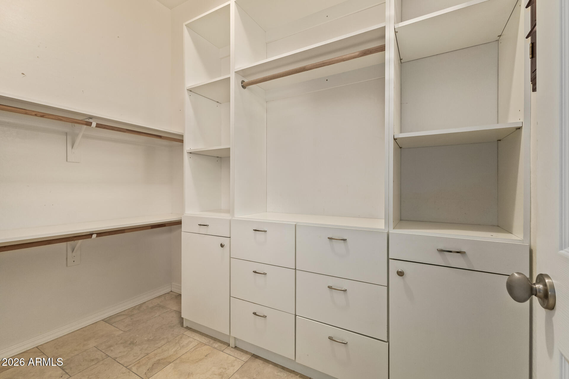 VENTANA PICACHOS - Residential