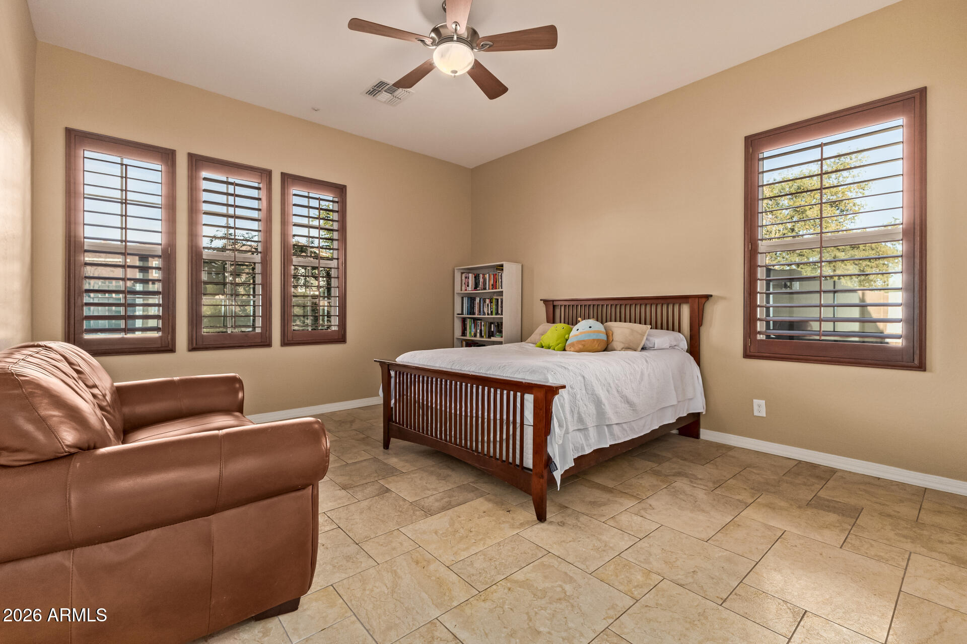 VENTANA PICACHOS - Residential