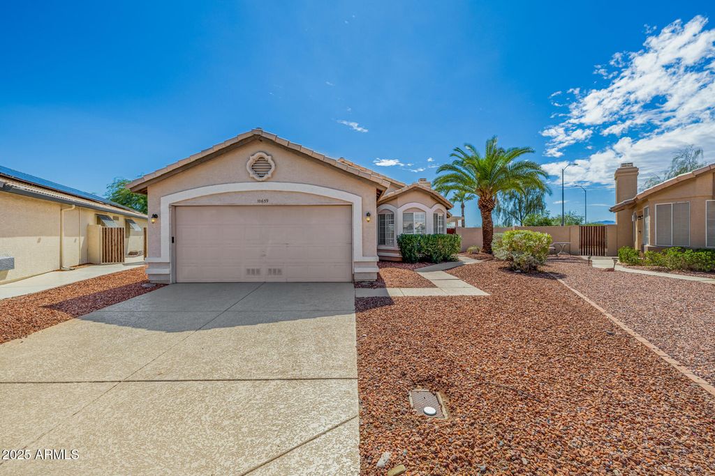 Photo of 10659 W Yukon Drive, Peoria, AZ 85382 (MLS # 6925063)