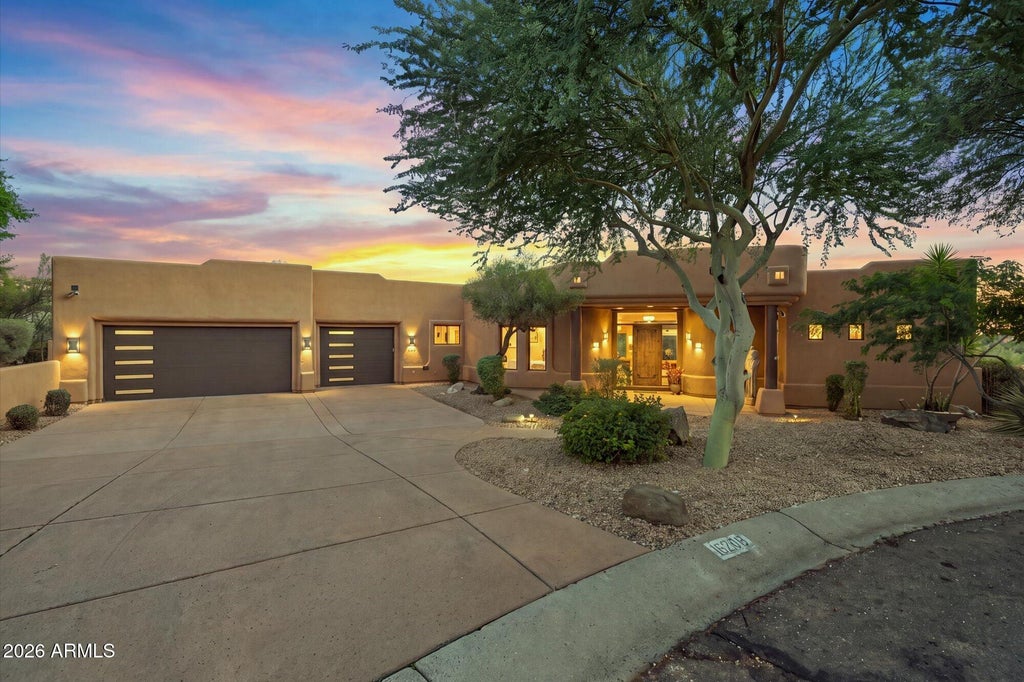 Photo of 16209 N Edgewater Drive, Fountain Hills, AZ 85268 (MLS # 7088804)