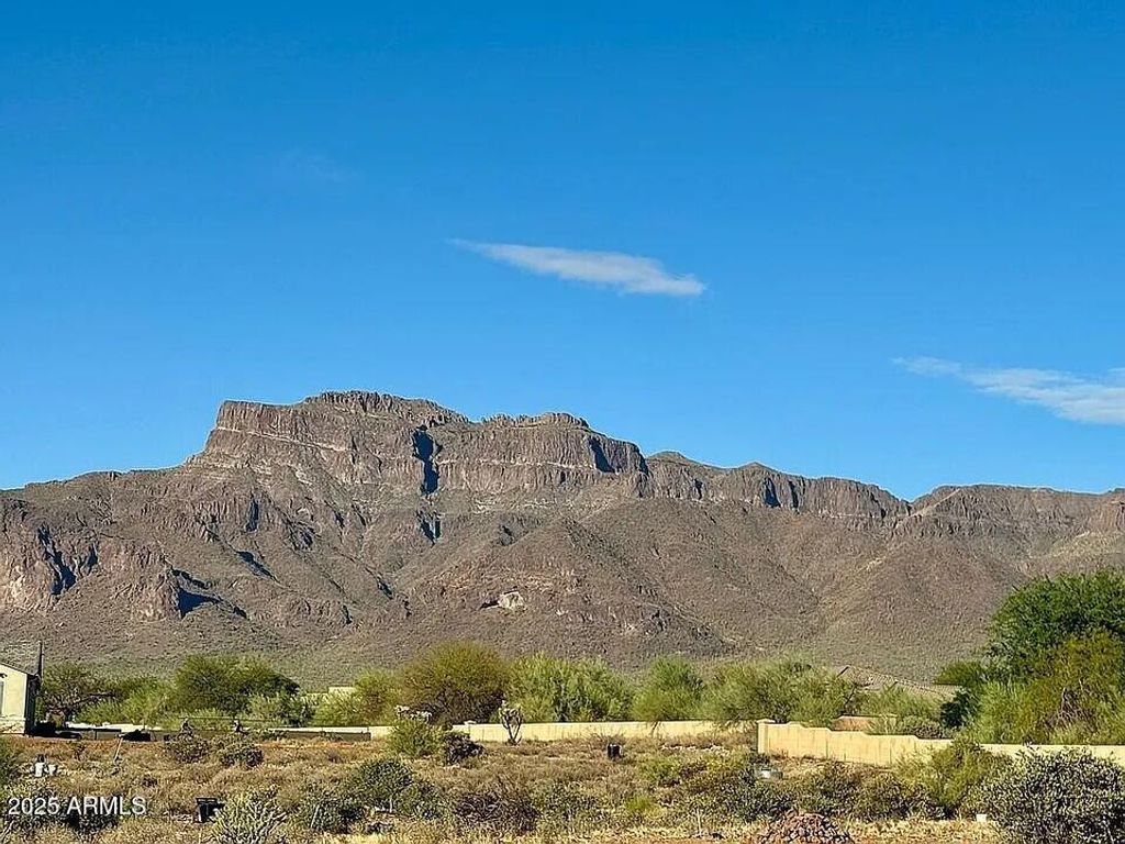 Photo of 0 Calle Suenos #-, Apache Junction, AZ 85119 (MLS # 6878990)