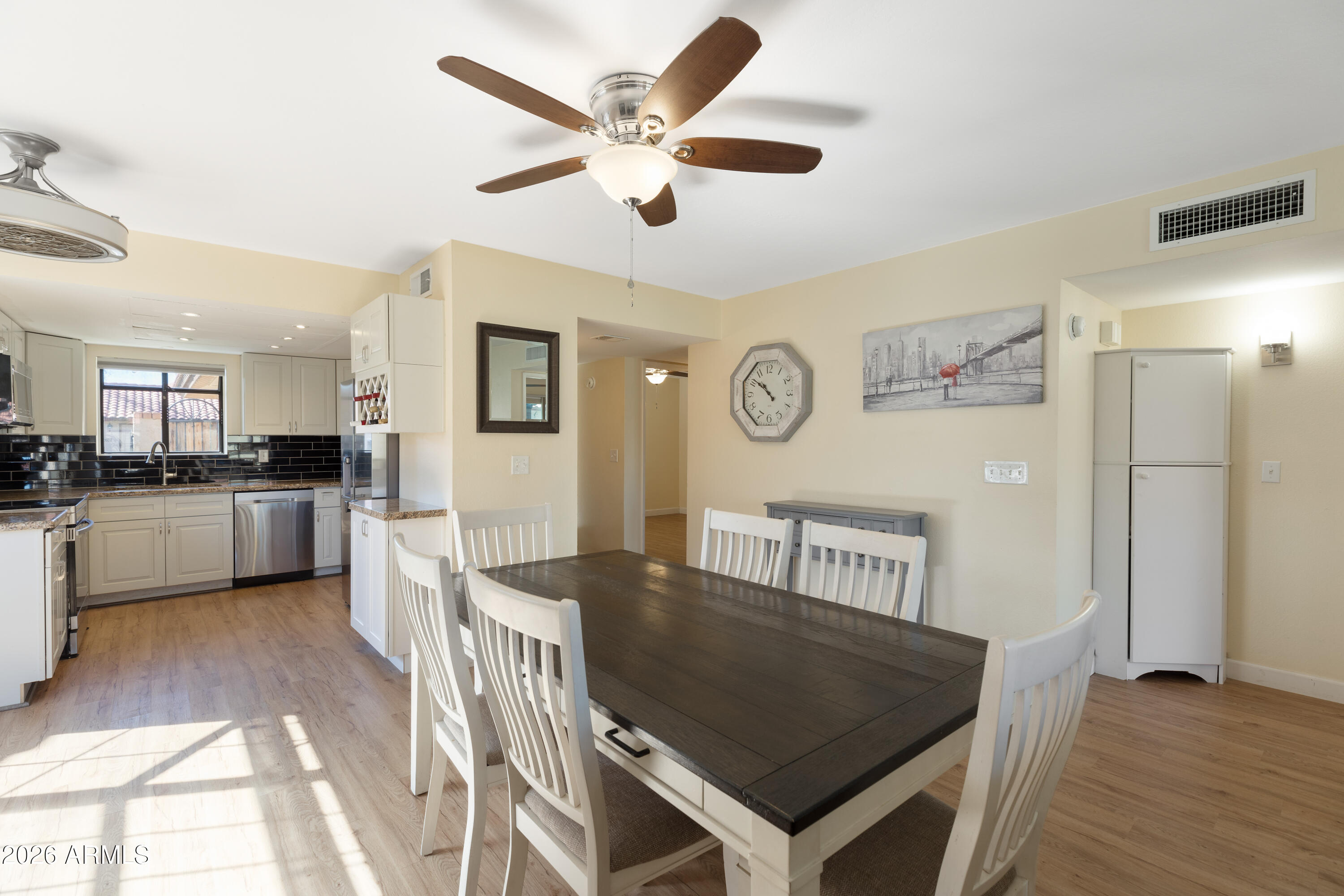 5210 E CORONADO Circle