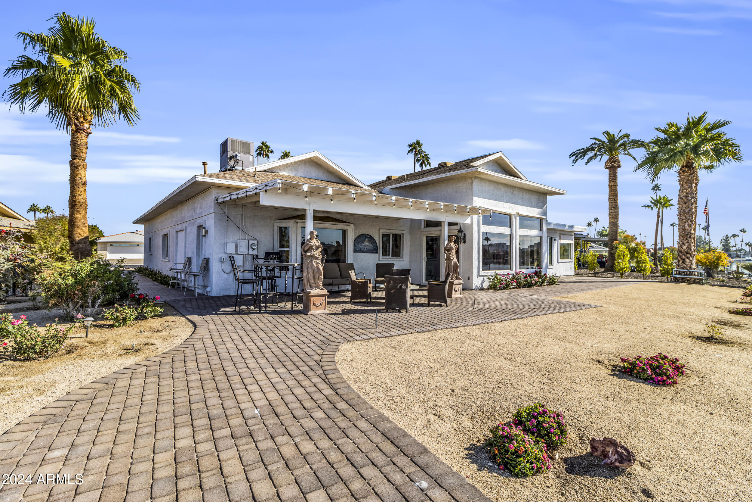 10601 W BAYSIDE Road