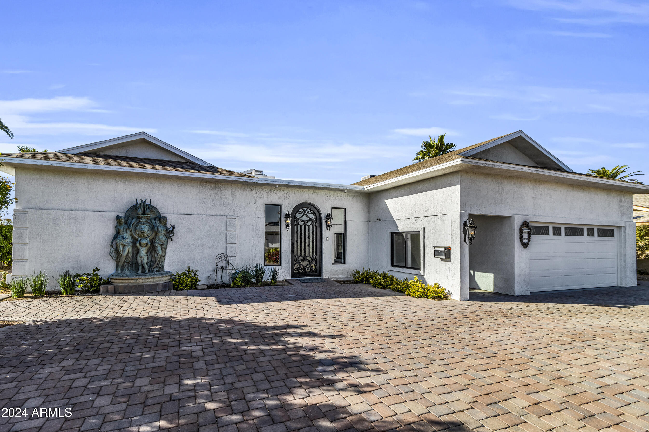 10601 W BAYSIDE Road