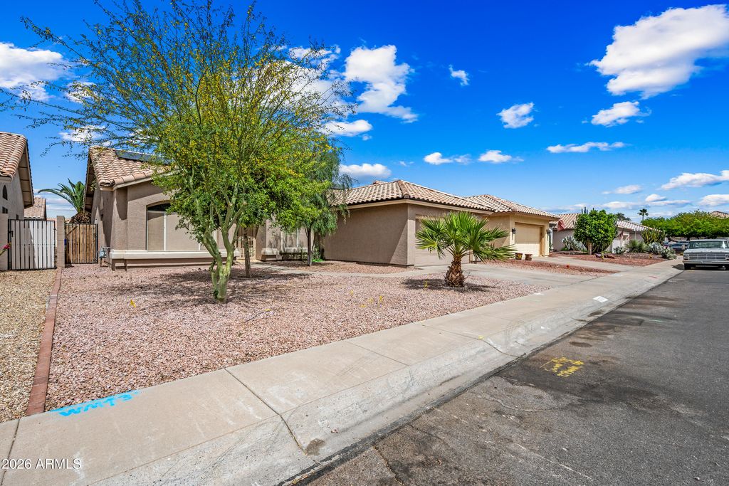 Photo of 11526 W Cyprus Drive, Avondale, AZ 85392 (MLS # 7009244)