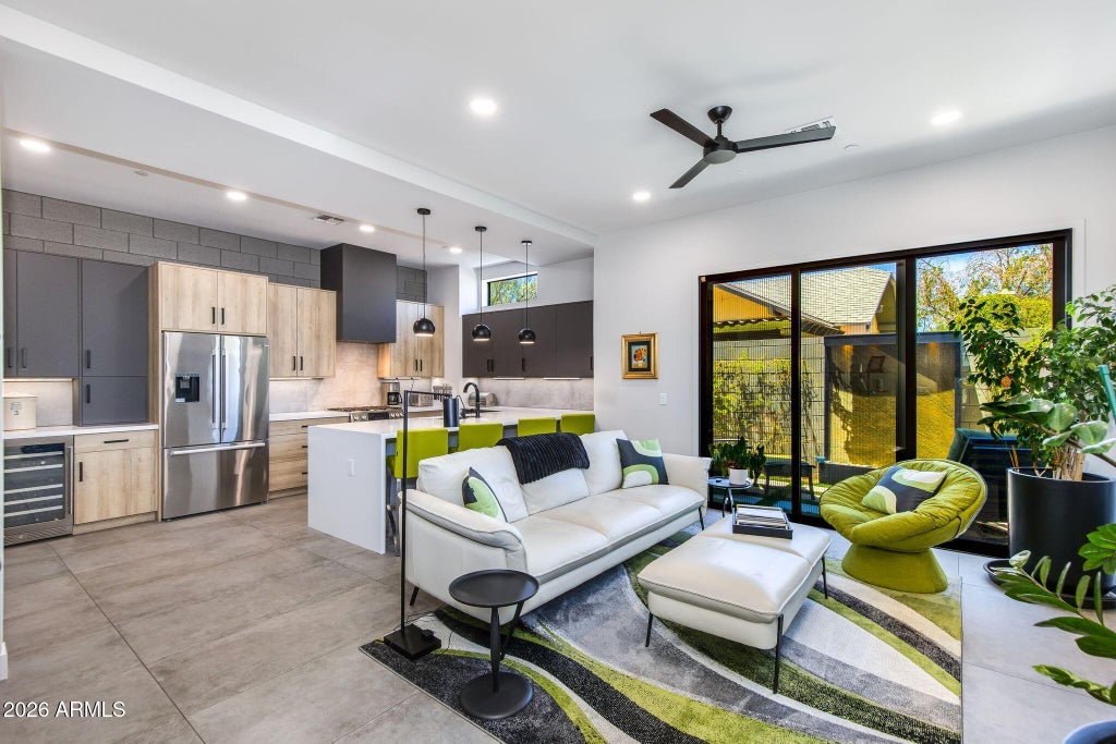 Photo of 377 E Windsor Avenue #1, Phoenix, AZ 85004 (MLS # 7070788)