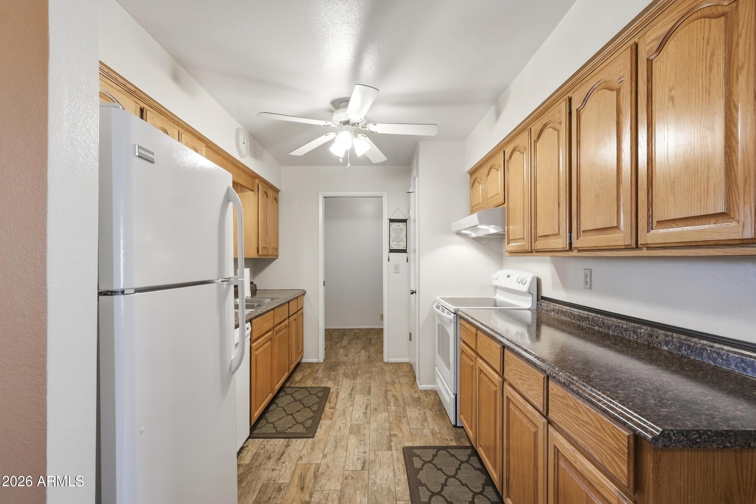 SUNLAND VILLAGE 4 - Residential