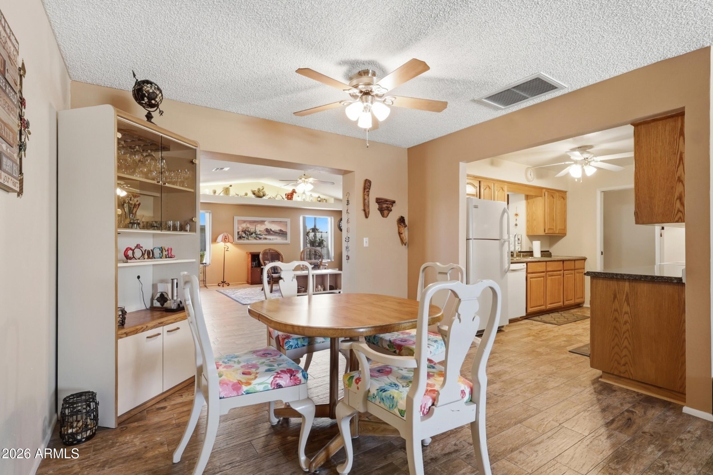 SUNLAND VILLAGE 4 - Residential