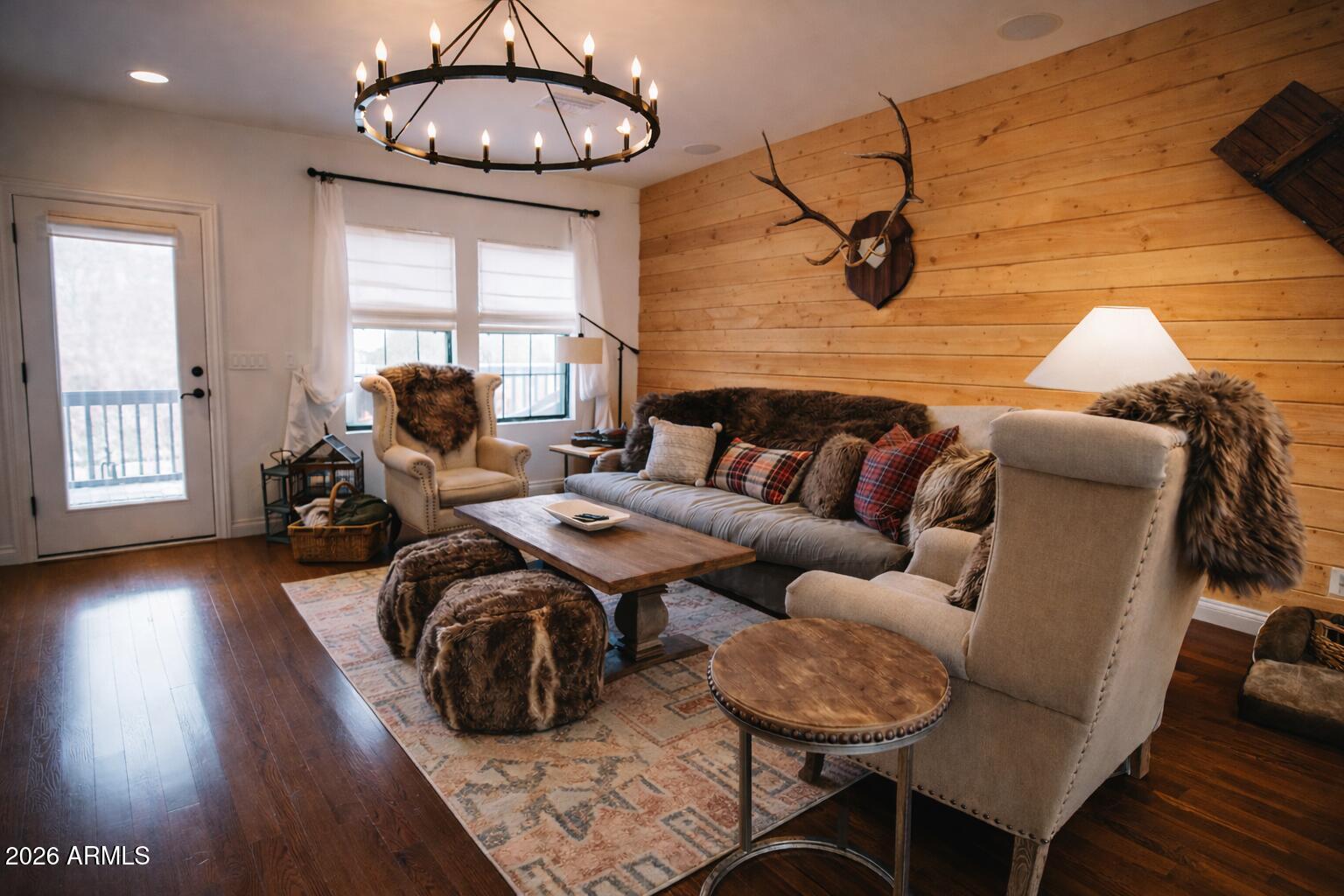 PINE CREEK - Residential