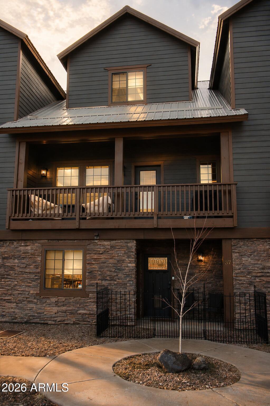 PINE CREEK - Residential