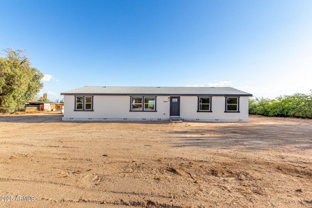 Photo of 24827 W Watkins Street, Buckeye, AZ 85326 (MLS # 6931109)