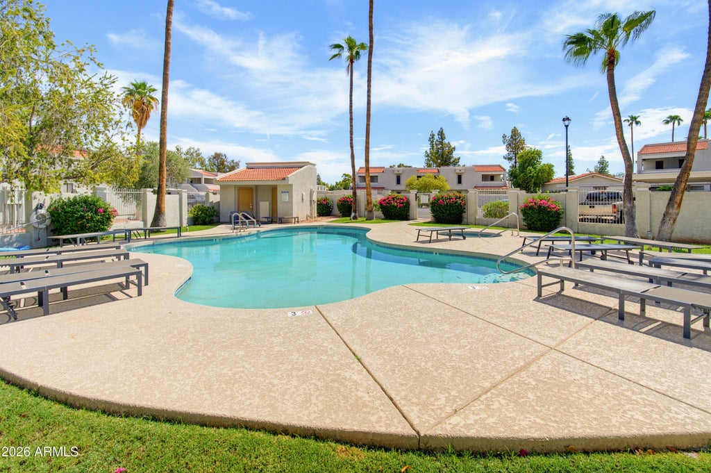 Photo of 850 S River Drive #2070, Tempe, AZ 85281 (MLS # 7075076)